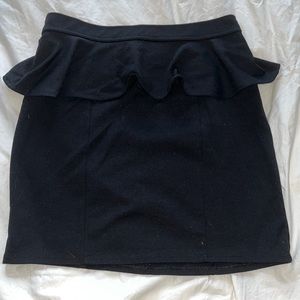 AE black ruffle skirt Size 8